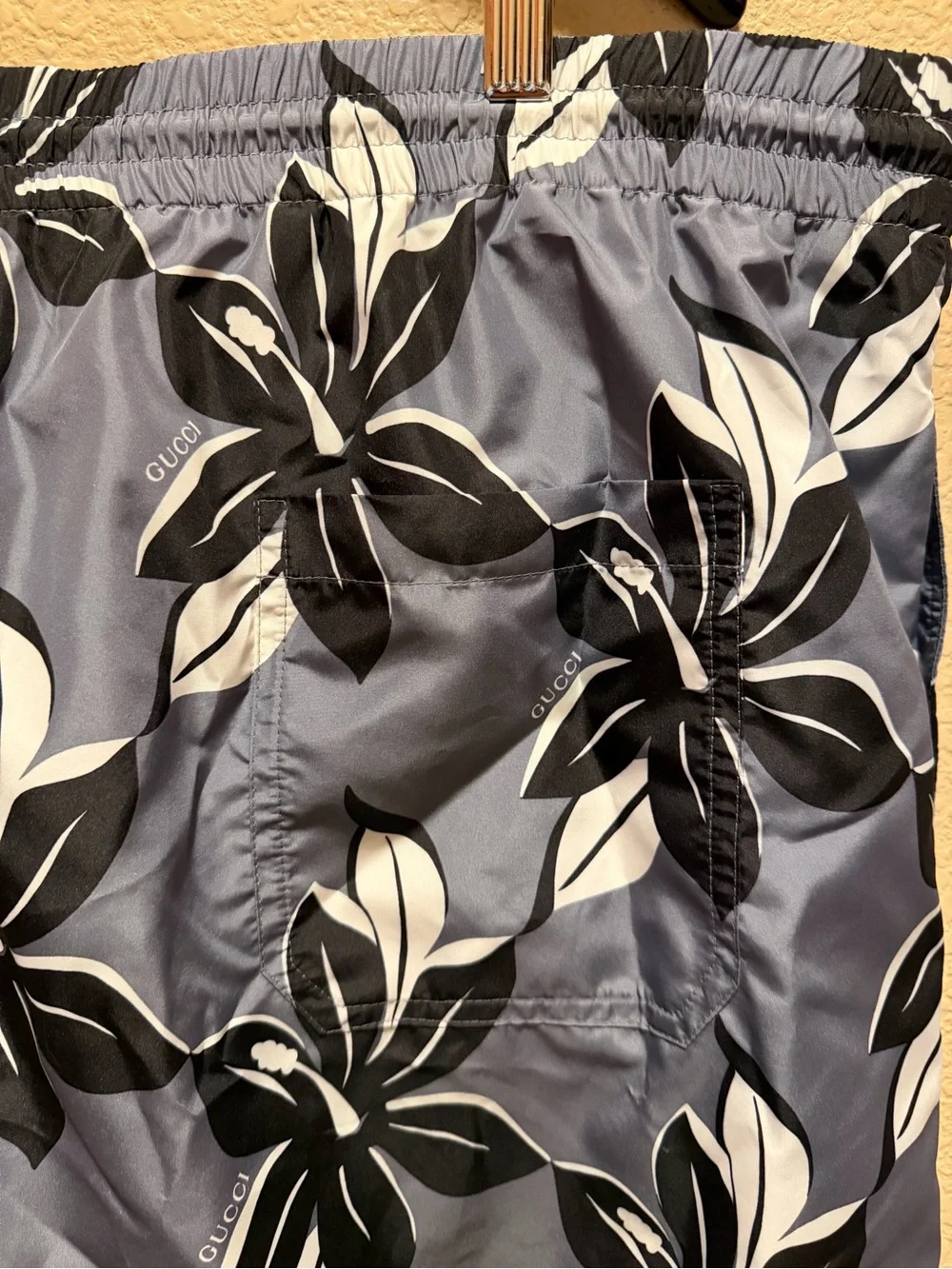 New Gucci Logo Floral Swim Shorts Gray Black Size 58 / US XXL 40 - 44 Waist